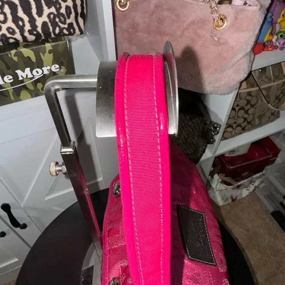 Coach Poppy Pink Storypatch Groovy Shoulder Bag